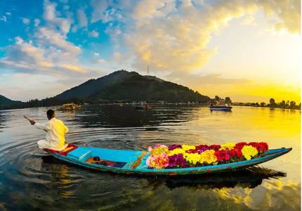 Srinagar-Kashmir 6 Days Tour Package